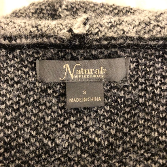 Cardigan - Picture 1 of 3